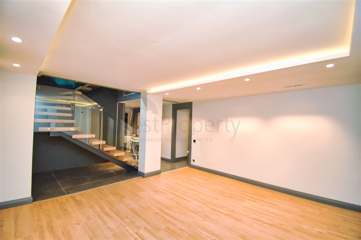 Виллы планировки 5+2 в районе Аксу - Анталия 