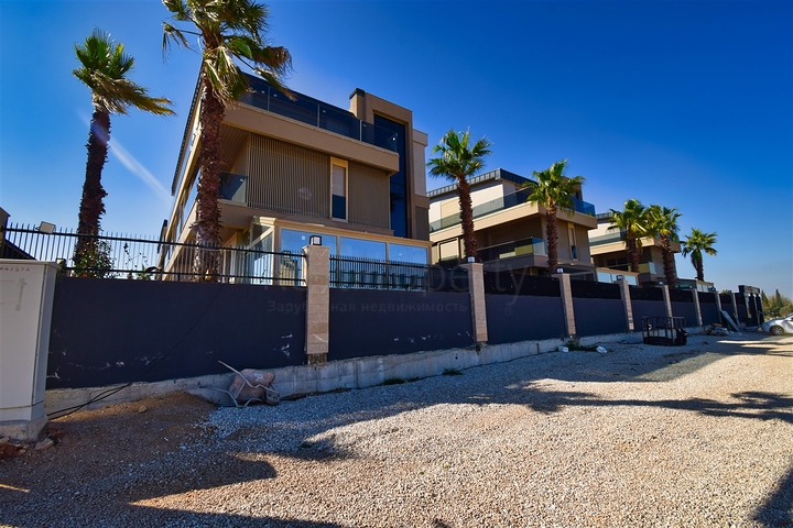 Виллы планировки 5+2 в районе Аксу - Анталия 