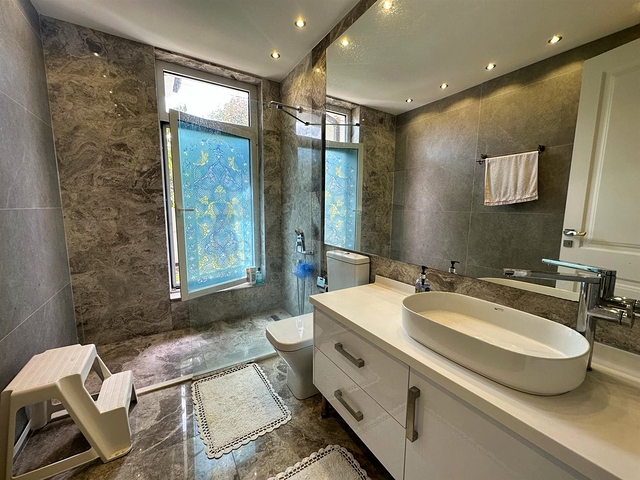 Вилла планировки 5+1 в районе Дошемеалты - Анталия 