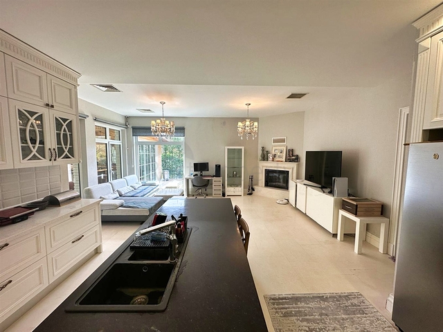 Вилла планировки 5+1 в районе Дошемеалты - Анталия 