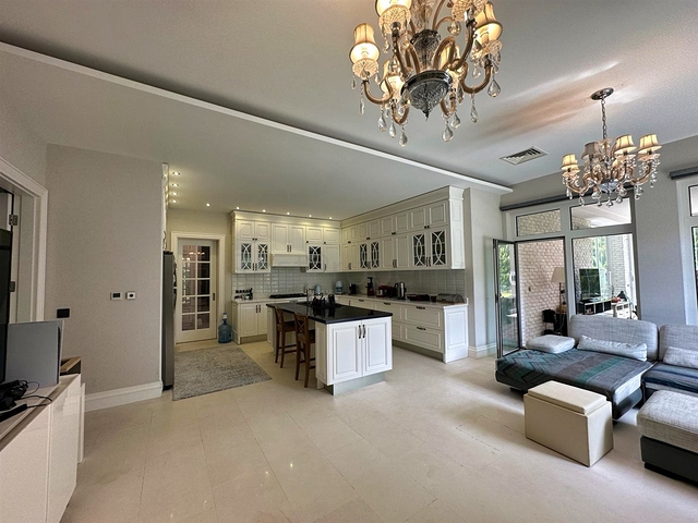 Вилла планировки 5+1 в районе Дошемеалты - Анталия 