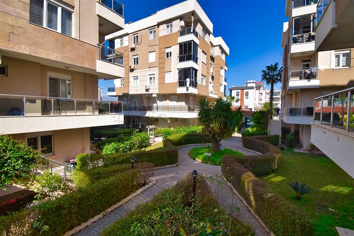 Квартира планировки 2+1 в микрорайоне Коньяаалты - Анталия 