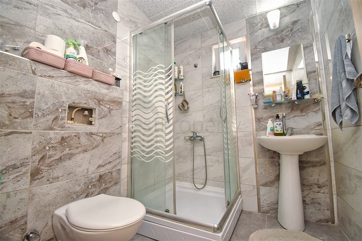 Квартира планировки 2+1 в микрорайоне Гебизли -Анталия 