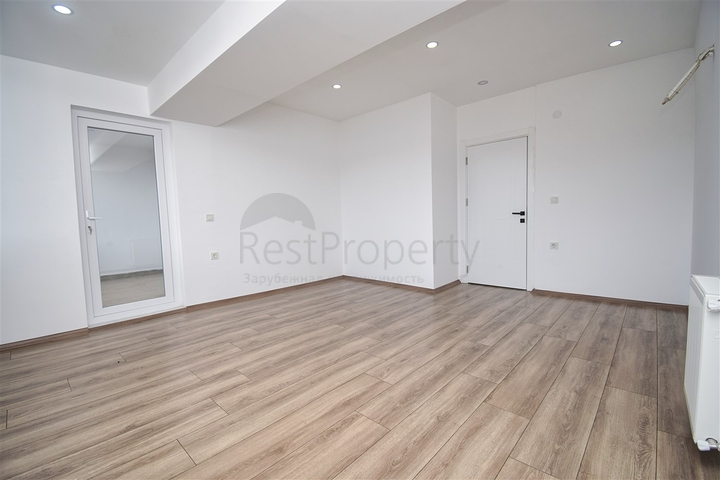 Квартира планировки 4+1 дуплекс в районе Хурма - Анталия 