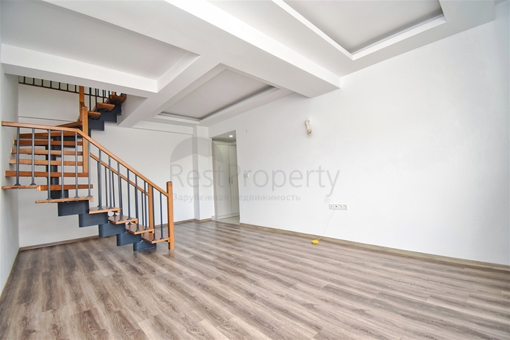 Квартира планировки 4+1 дуплекс в районе Хурма - Анталия 