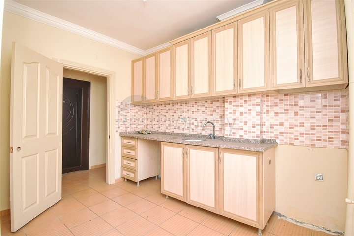 Квартира планировки 2+1 в микрорайоне Кызыларык - Анталия 