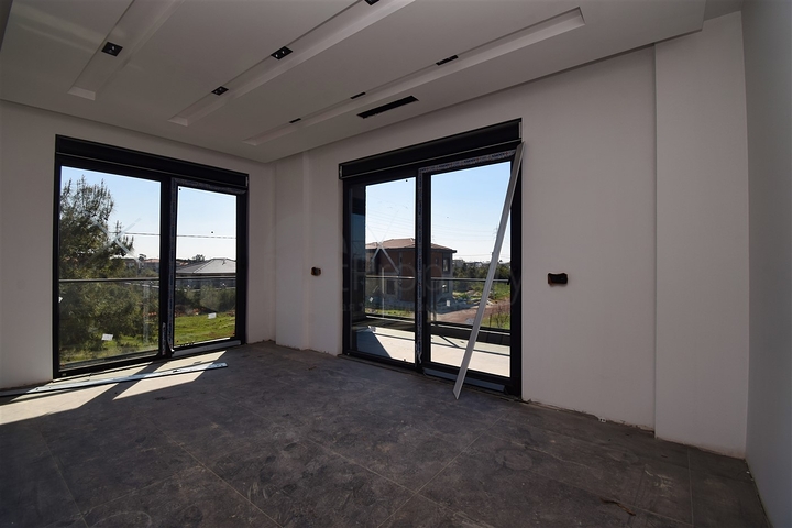 Вилла планировки 7+1 в районе Дошемеалты - Анталия 