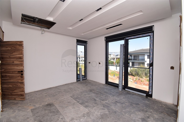 Вилла планировки 7+1 в районе Дошемеалты - Анталия 