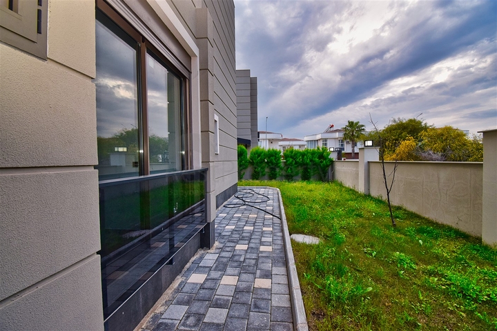 Квартира планировки 1+1 в престижном комплексе район Белек - Анталия 