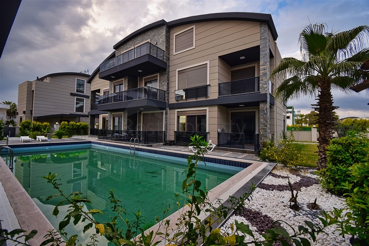 Квартира планировки 1+1 в престижном комплексе район Белек - Анталия 