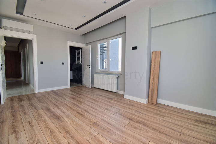 Квартира планировки 3+1 в микрорайоне Алтынкум - Анталия 