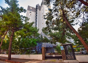 Квартира планировки 3+1 в микрорайоне Алтынкум - Анталия 