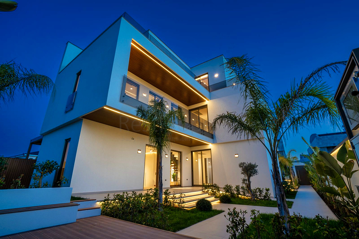 Вилла планировки 4+2 в микрорайоне Алтынкале - Анталия 