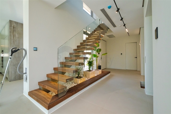 Вилла планировки 4+2 в микрорайоне Алтынкале - Анталия 