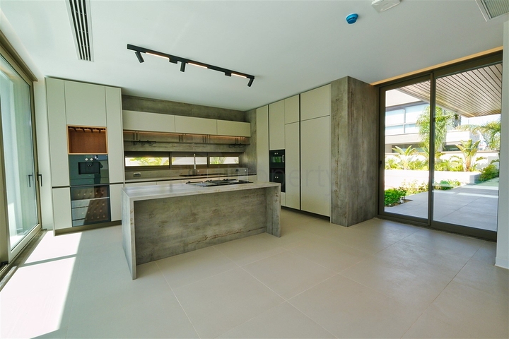 Вилла планировки 4+2 в микрорайоне Алтынкале - Анталия 