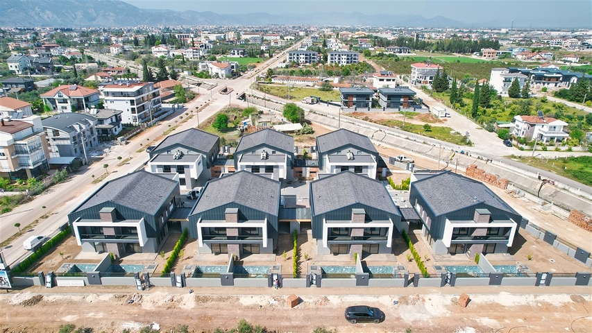 Виллы в комплексе планировки 4+1 в районе Дошемеалты - Анталия 