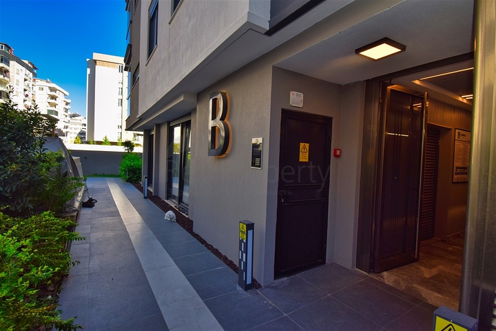 Квартиры планировки 2+1 и 3+1 в микрорайоне Унджалы - Анталия 