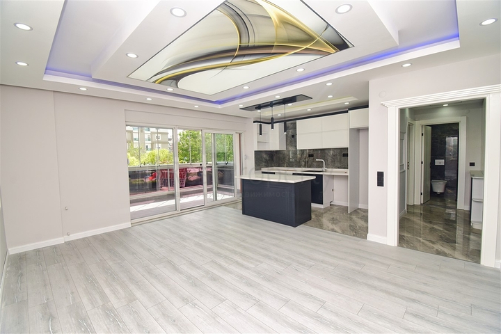 Квартира планировки 3+1 в микрорайоне Кызылтопрак - Анталия 