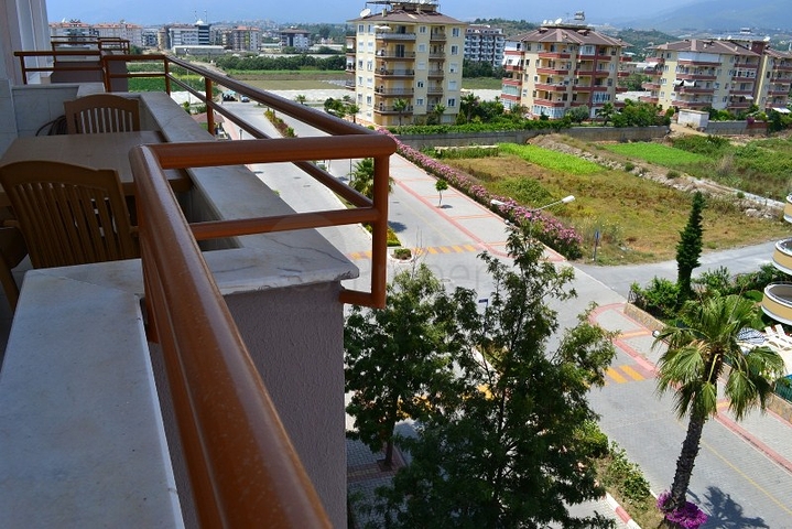 Квартира 2+1 на продажу от собственника в жилом комплексе на первой линии