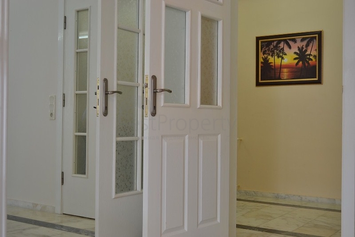 Квартира 2+1 на продажу от собственника в жилом комплексе на первой линии