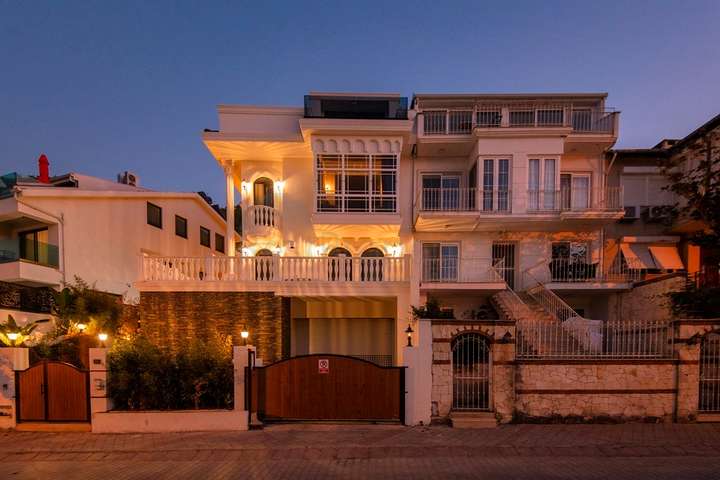 Вилла планировки 5+1 в районе Фетхие - Анталия 