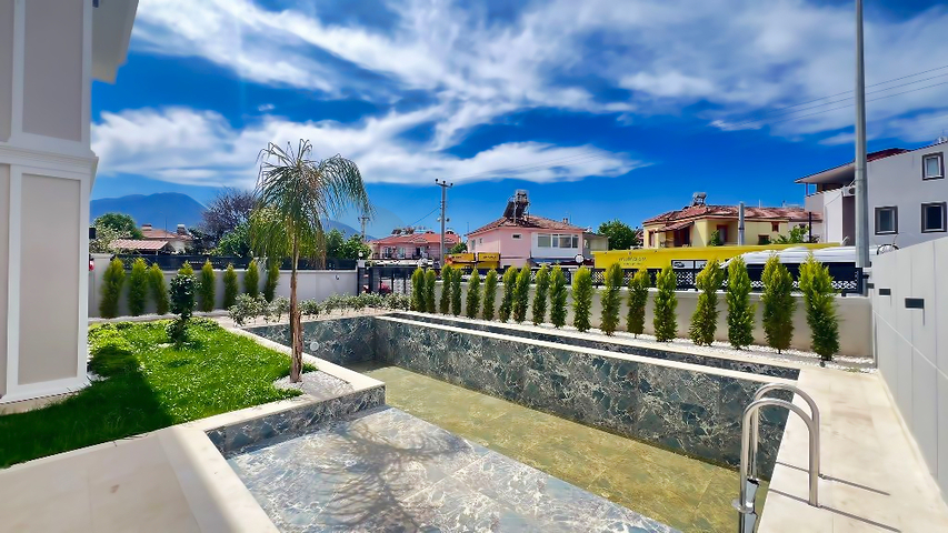 Вилла планировки 4+1 в районе Фетхие - Анталия 