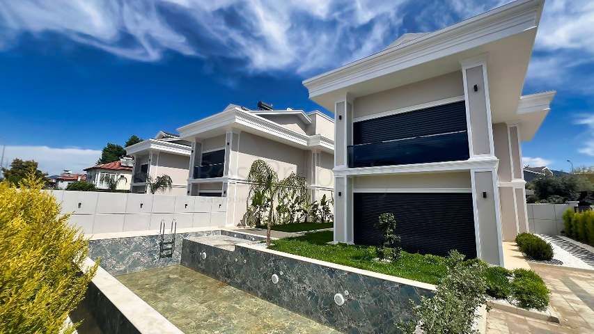 Вилла планировки 4+1 в районе Фетхие - Анталия 