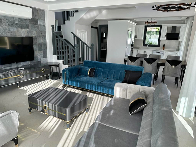 Вилла планировки 4+1 в районе Фетхие Анталия 