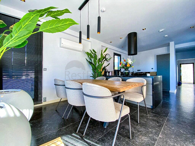 Вилла планировки 6+1 в районе Фетхие - Анталия 