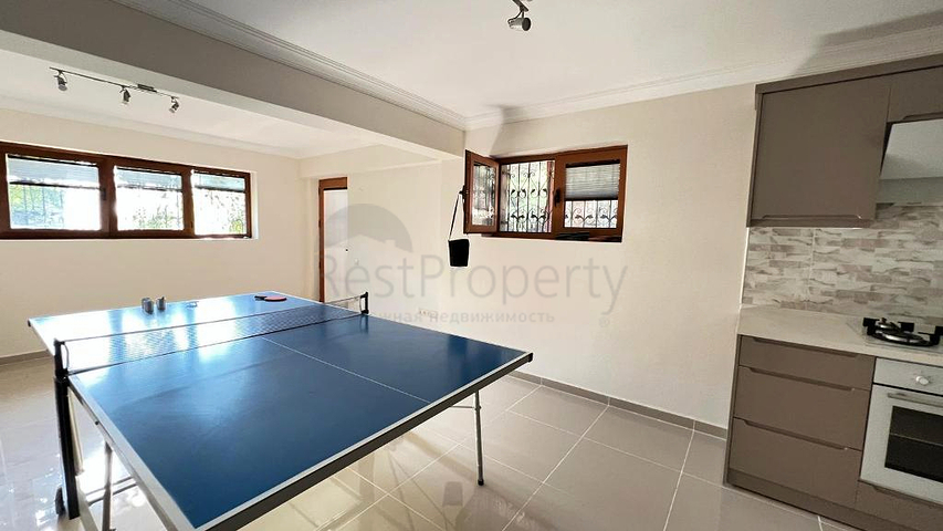 Вилла планировки 7+1 в районе Фетхие - Анталия 