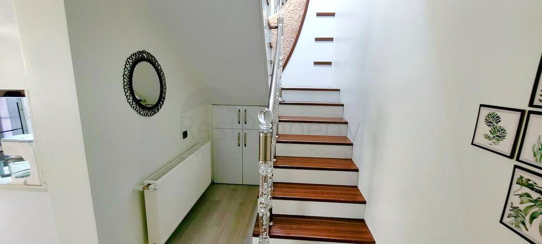 Квартира планировки 3+1 дуплекс в микрорайоне Унджалы - Анталия 