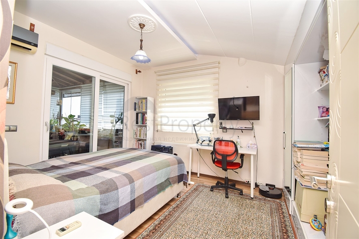 Квартира планировки 4+1 дуплекс в микрорайоне Унджалы - Анталия 