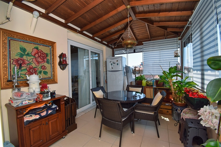 Квартира планировки 4+1 дуплекс в микрорайоне Унджалы - Анталия 