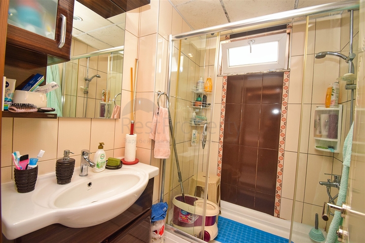 Квартира планировки 4+1 дуплекс в микрорайоне Унджалы - Анталия 