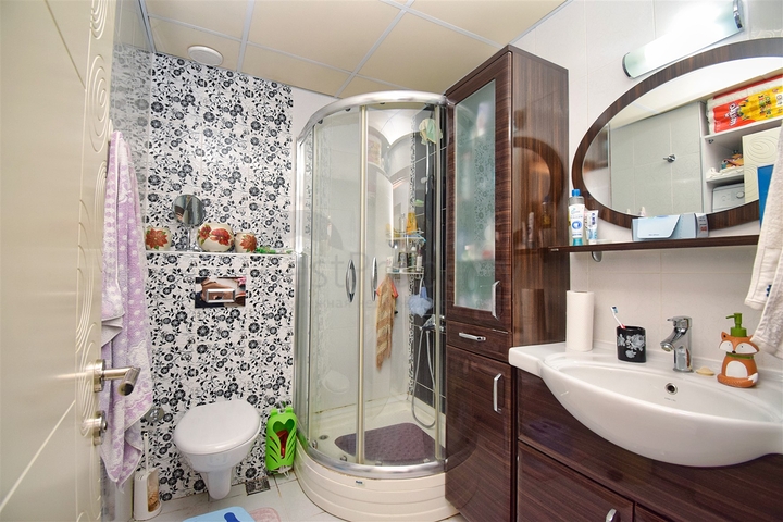 Квартира планировки 4+1 дуплекс в микрорайоне Унджалы - Анталия 