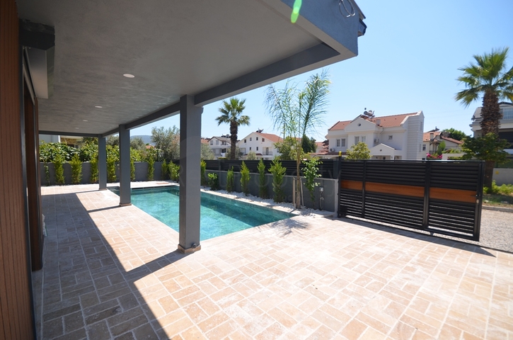 Вилла планировки 6+1 в районе Фетхие - Анталия 