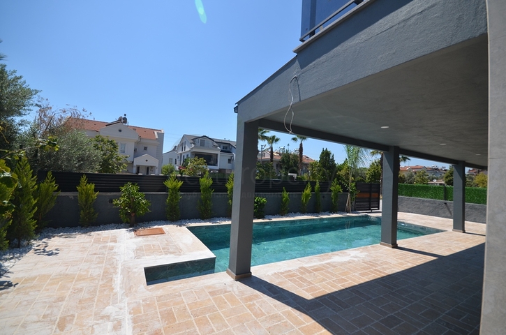 Вилла планировки 6+1 в районе Фетхие - Анталия 