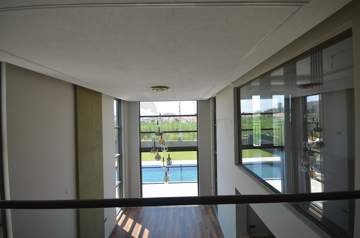 Вилла планировки 4+1 в районе Фетхие - Анталия 