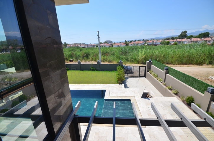 Вилла планировки 4+1 в районе Фетхие - Анталия 