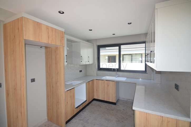 Вилла планировки 4+1 в районе Фетхие - Анталия 