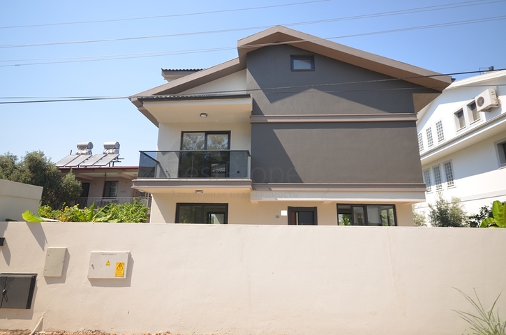 Вилла планировки 4+1 в районе Фетхие - Анталия 