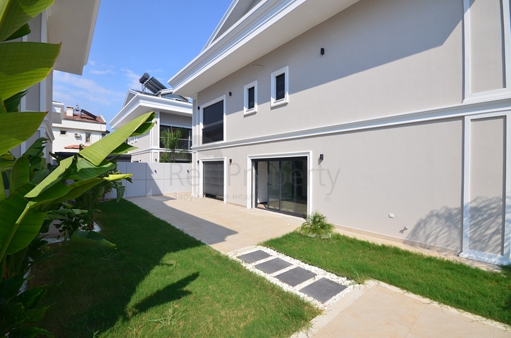 Вилла планировки 4+1 в районе Фетхие - Анталия 