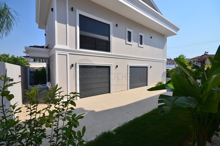 Вилла планировки 4+1 в районе Фетхие - Анталия 