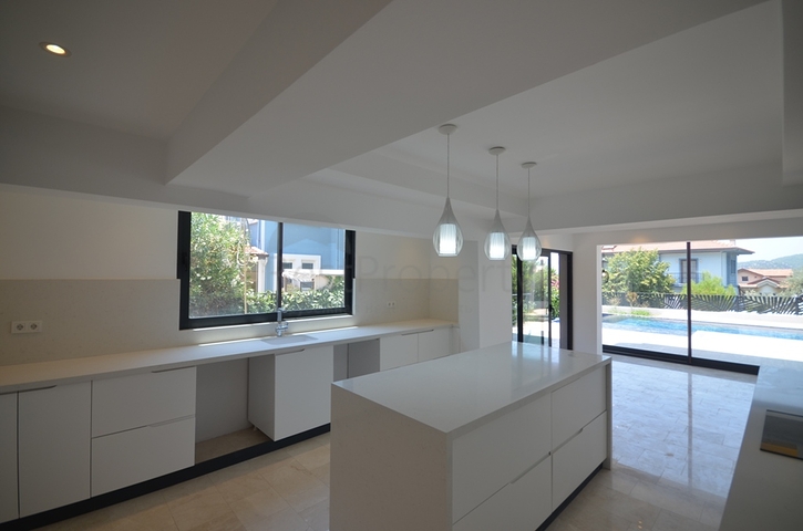 Вилла планировки 5+1 в районе Фетхие - Анталия 