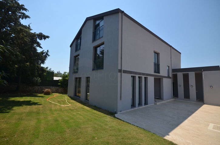 Вилла планировки 5+1 в районе Фетхие - Анталия 