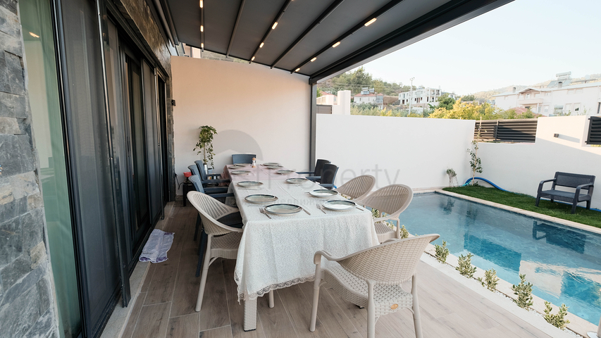 Вилла планировки 4+1 в районе Фетхие - Анталия 