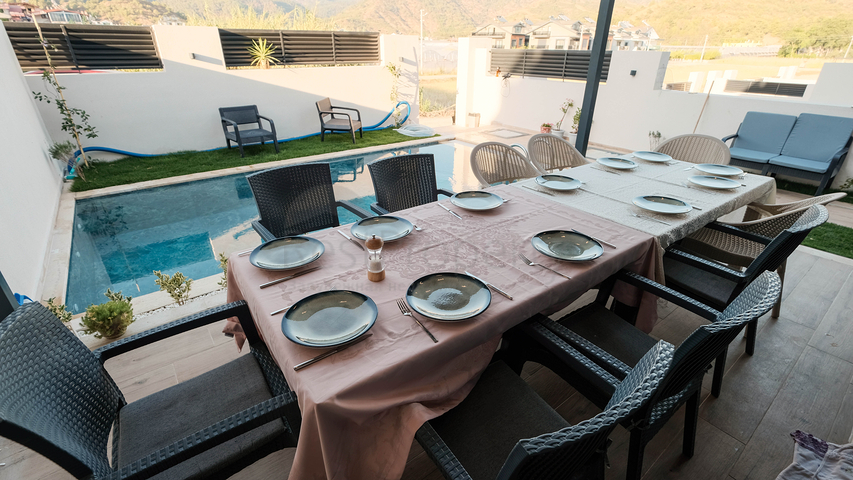 Вилла планировки 4+1 в районе Фетхие - Анталия 