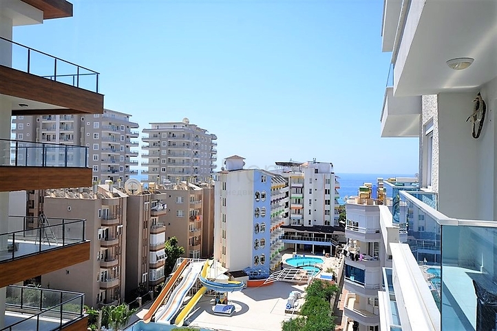 Квартира 1+1 в Махмутлар