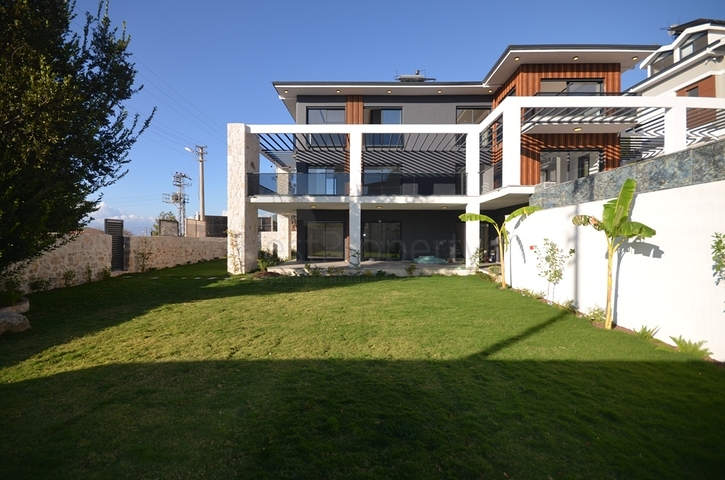 Вилла планировки 4+1 в районе Фетхие - Анталия 