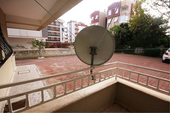  Квартира 1+1 в элитном районе Лара по супер-цене от собственника